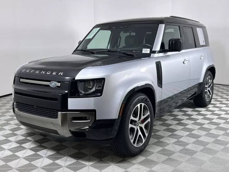 2021 Land Rover Defender 110 photo 1