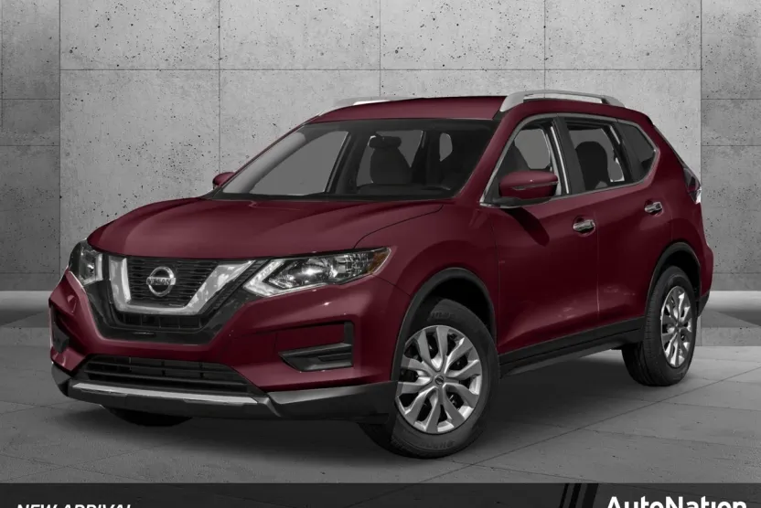 2017 Nissan Rogue SV photo 1