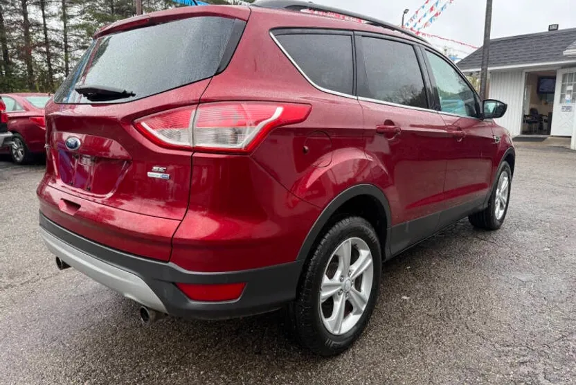 2013 Ford Escape SE photo 1