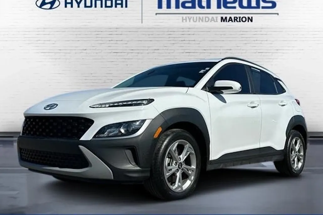 2023 Hyundai Kona SEL photo 1