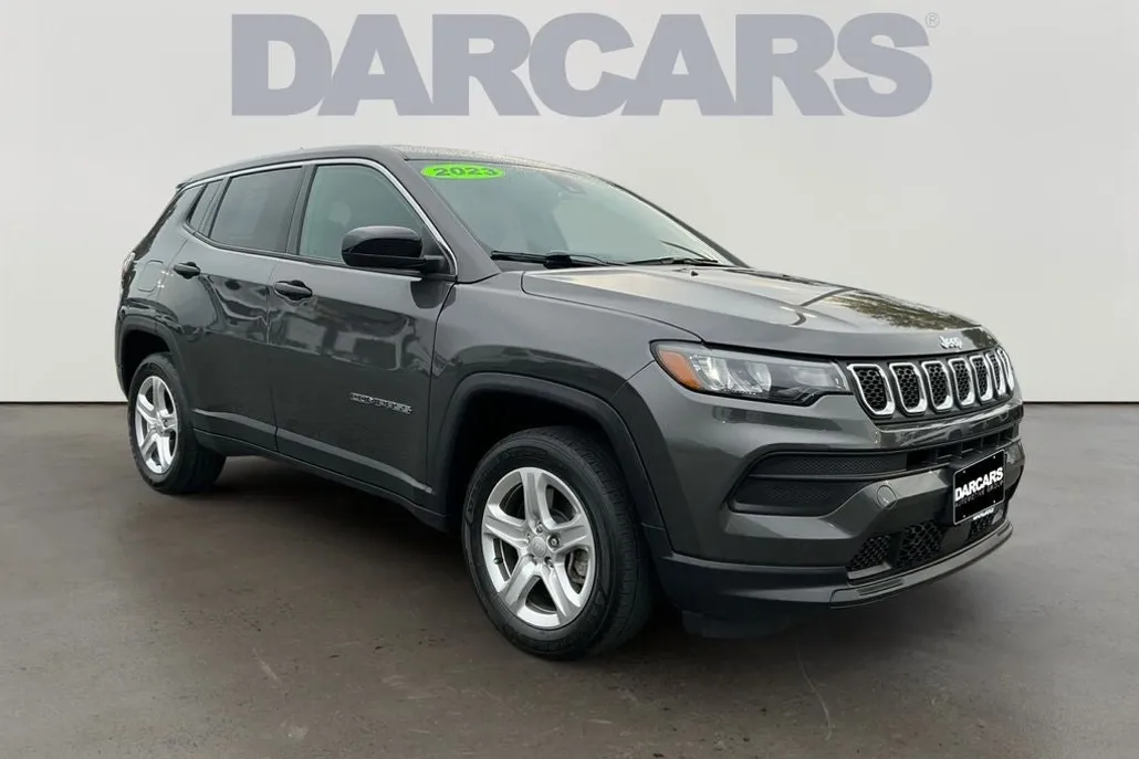 2023 Jeep Compass Sport photo 1