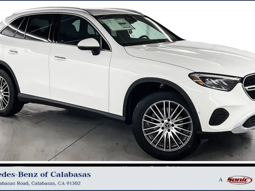 2025 Mercedes Benz GLC 300 photo 1
