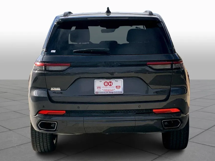 2025 Jeep Grand Cherokee Summit photo 1