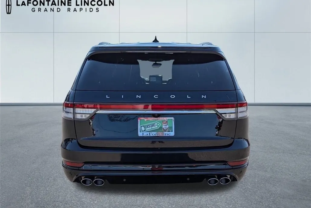 2022 Lincoln Aviator Reserve photo 1