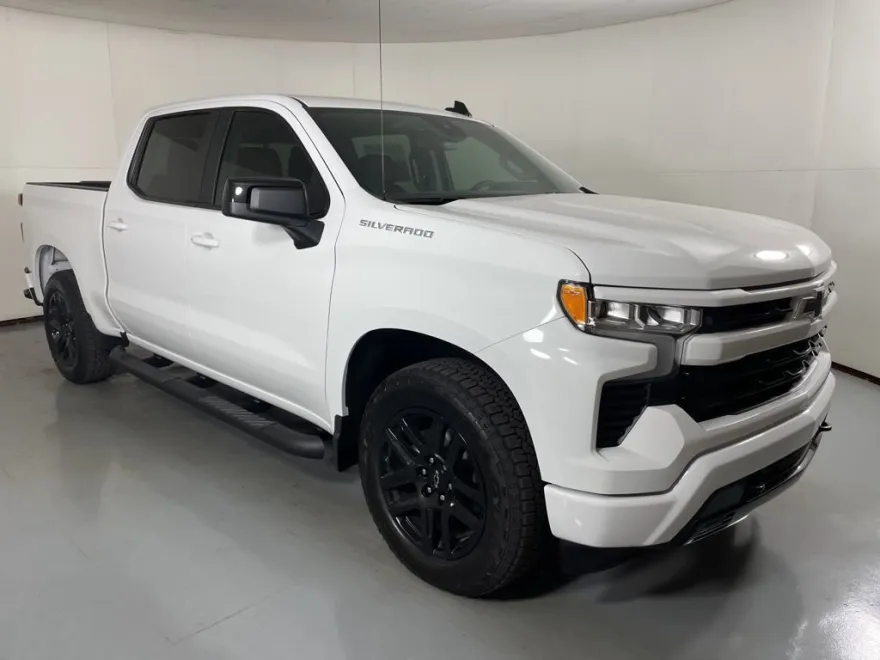 2026 Chevrolet Silverado 1500 RST photo 1