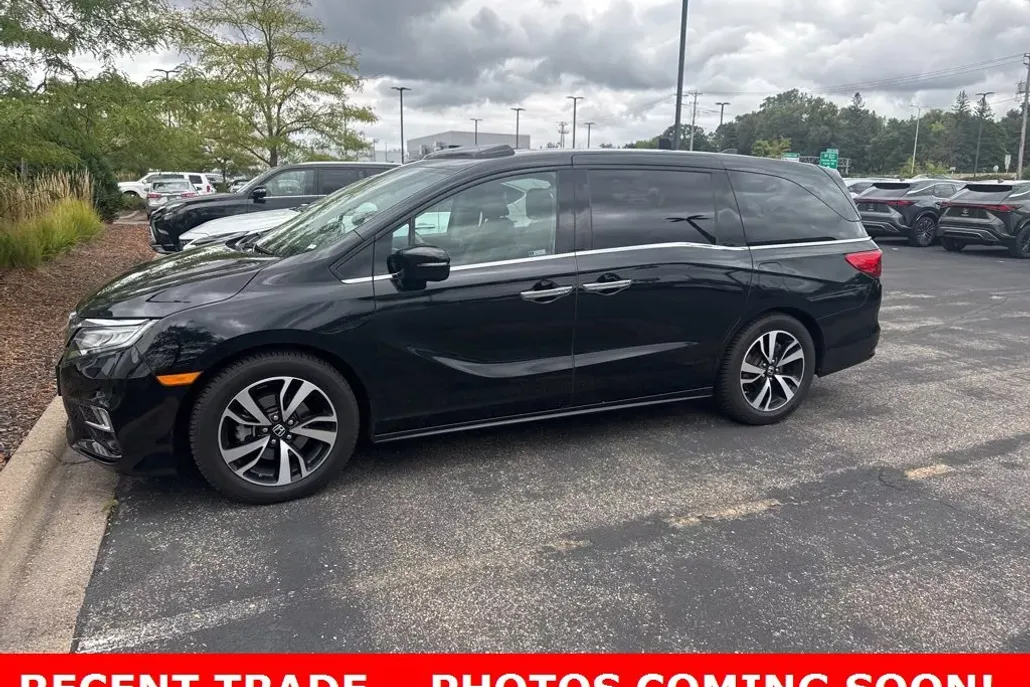 2020 Honda Odyssey Elite photo 1