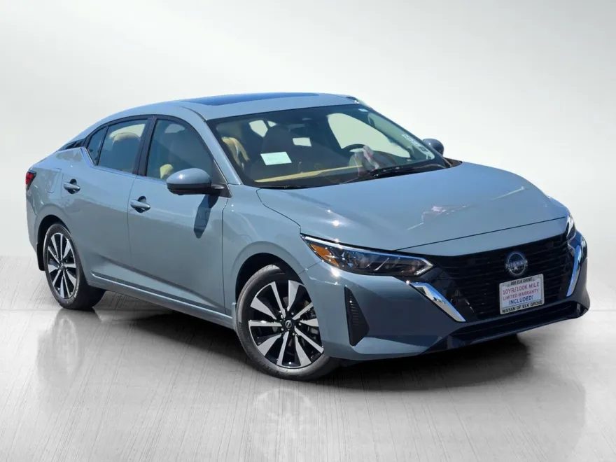 2025 Nissan Sentra SV photo 1