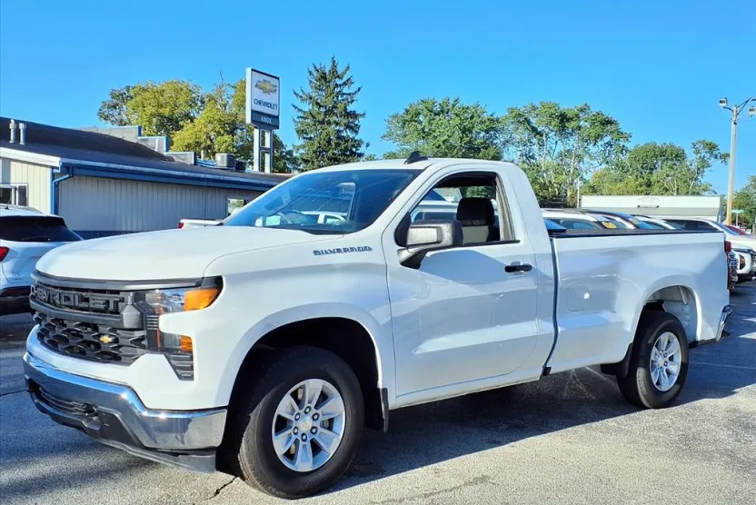 2024 Chevrolet Silverado 1500 photo 1