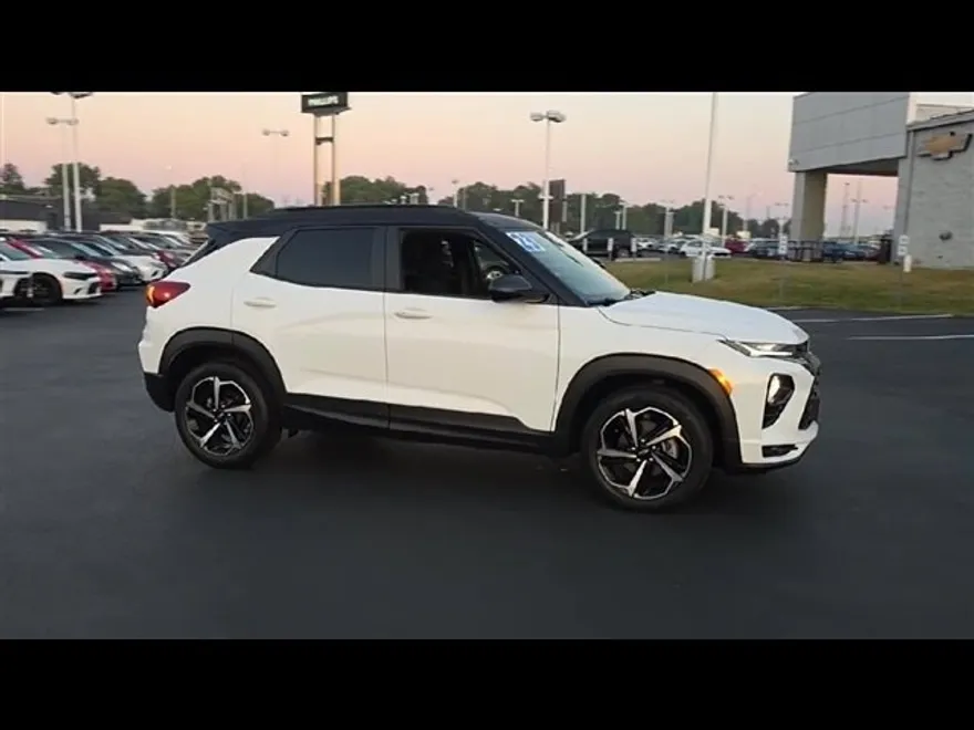 2023 Chevrolet Trailblazer RS photo 1