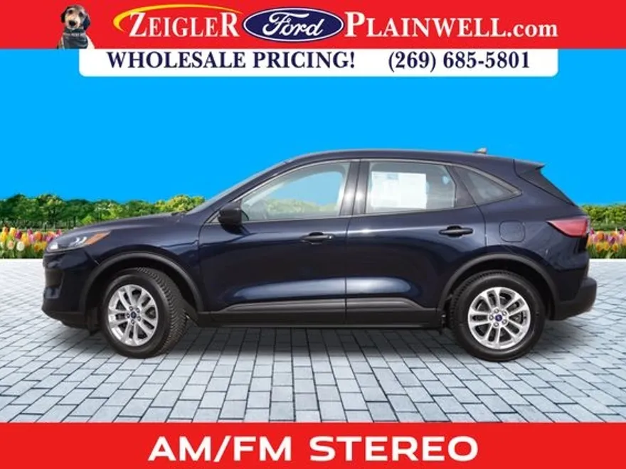 2021 Ford Escape S photo 1