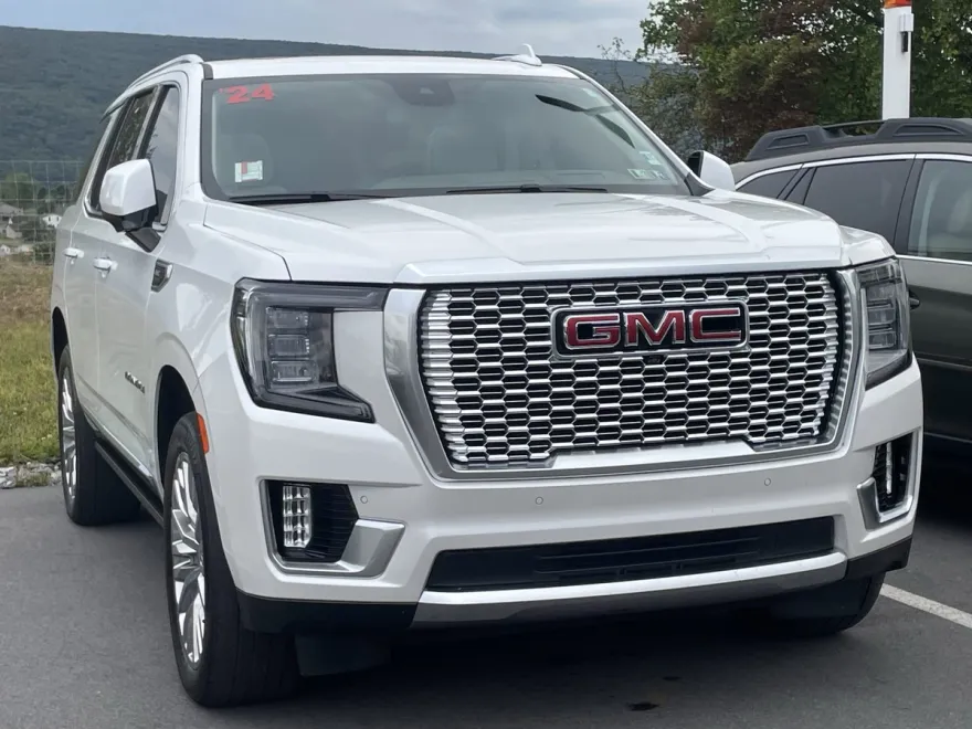2024 Gmc Yukon Denali photo 1