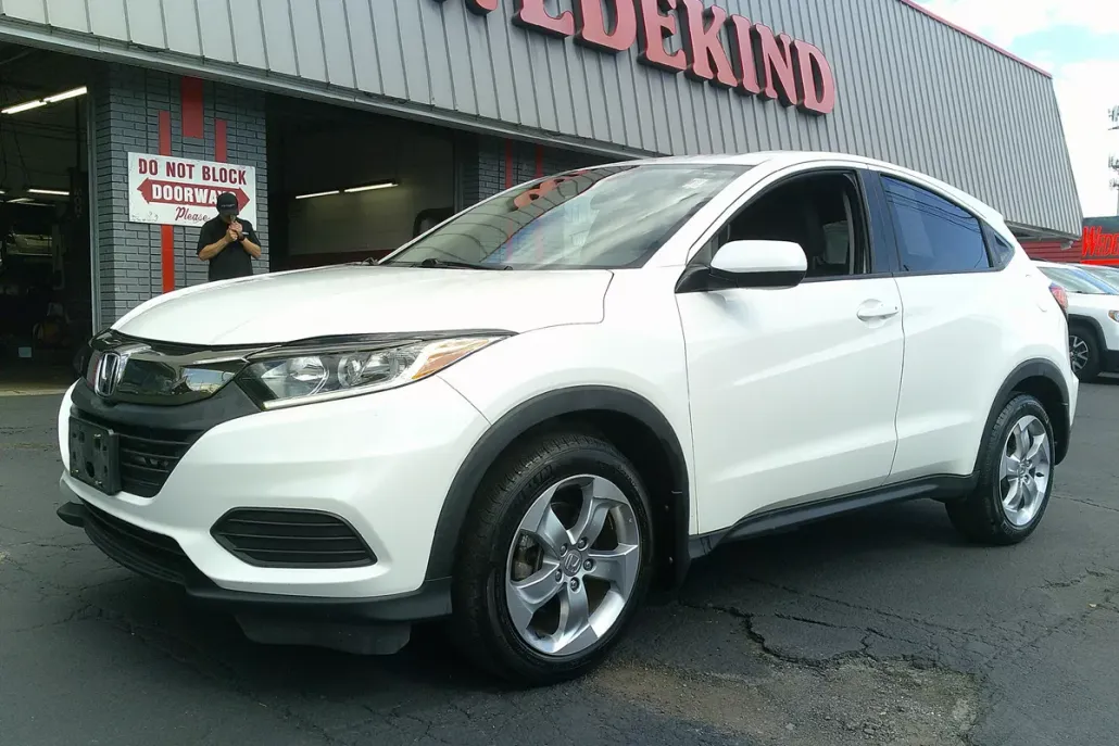 2019 Honda HR-V LX photo 1
