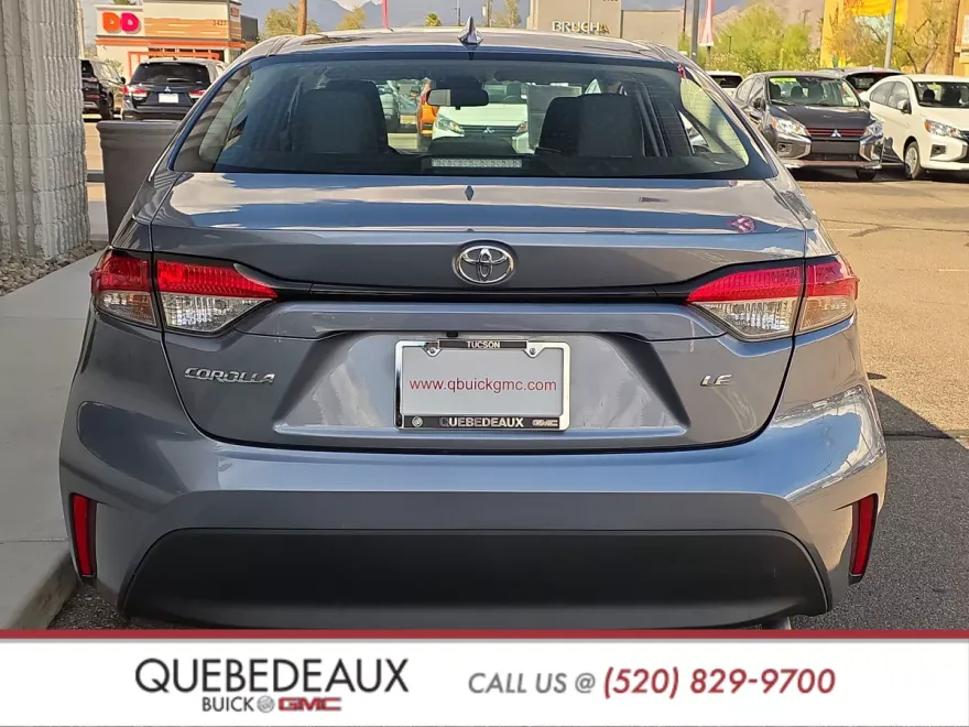 2024 Toyota Corolla LE photo 1