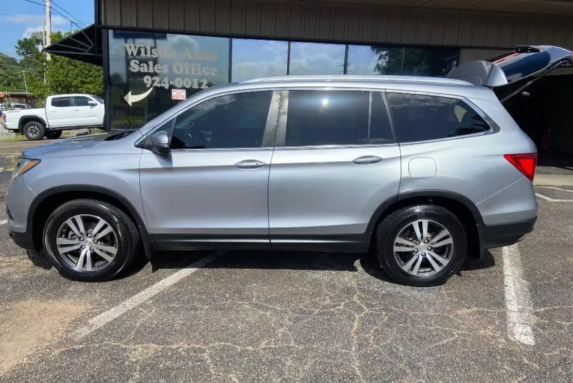 2016 Honda Pilot EX-L photo 1