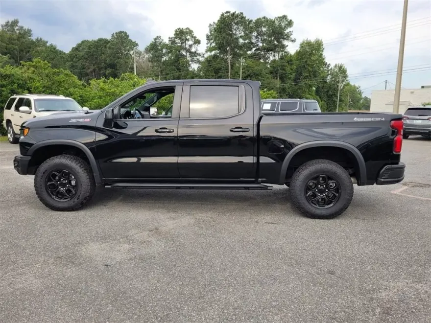 2023 Chevrolet Silverado 1500 ZR2 photo 1