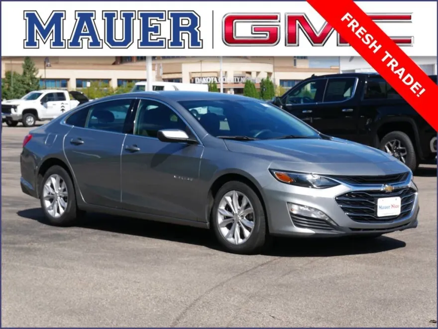 2023 Chevrolet Malibu 1LT photo 1
