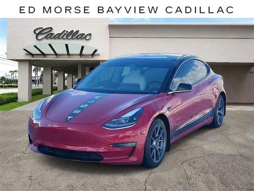 2021 Tesla Model 3 Standard Range Plus photo 1