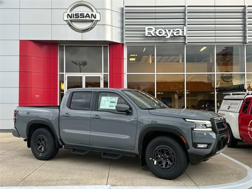 2025 Nissan Frontier PRO-X photo 1