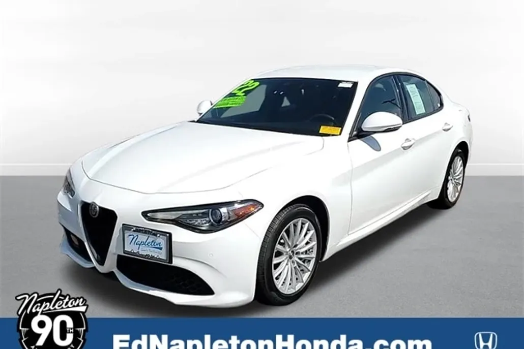 2022 Alfa Romeo Giulia SPRINT photo 1