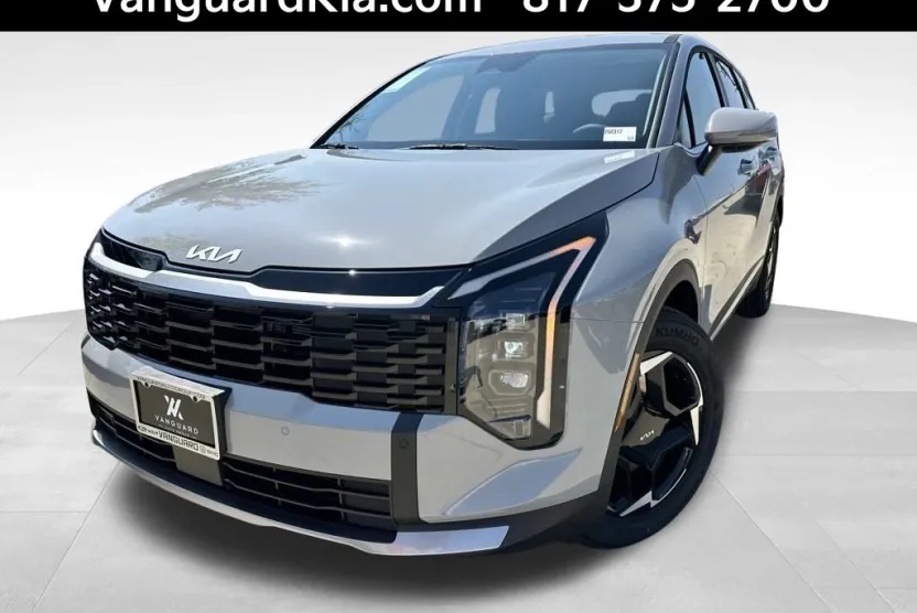 2026 Kia Sportage EX photo 1