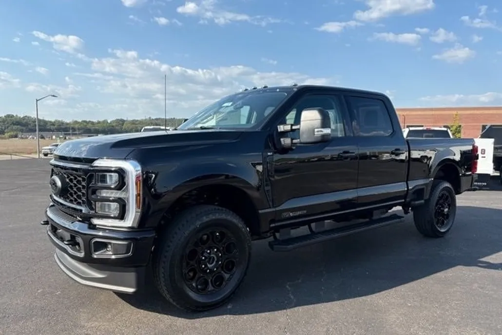 2026 Ford F-250 photo 1