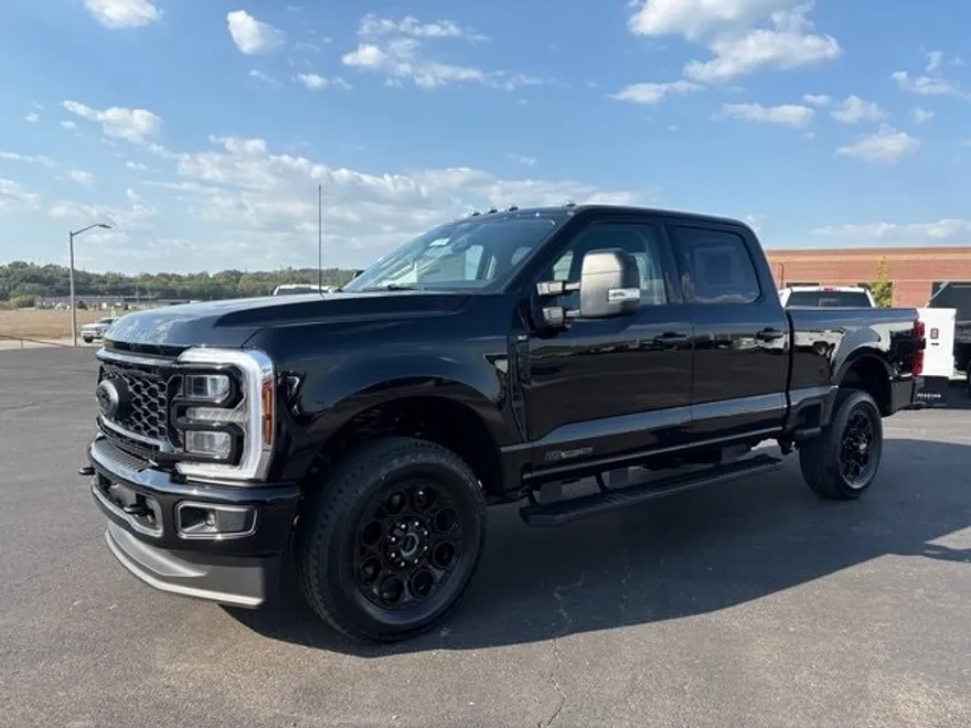 2026 Ford F-250 photo 1
