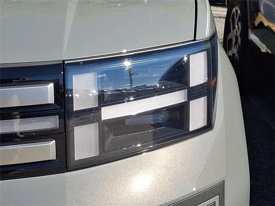 2026 Hyundai Santa Fe SE photo 1