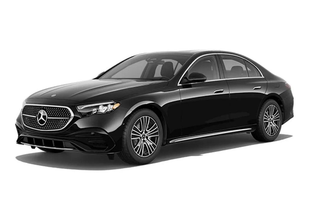 2025 Mercedes Benz E 450 4MATIC photo 1