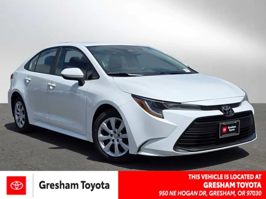2023 Toyota Corolla LE photo 1