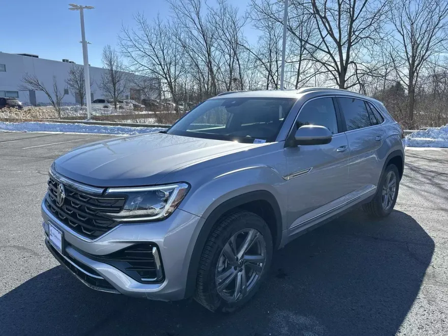 2024 Volkswagen Atlas Cross Sport SEL R-Line photo 1