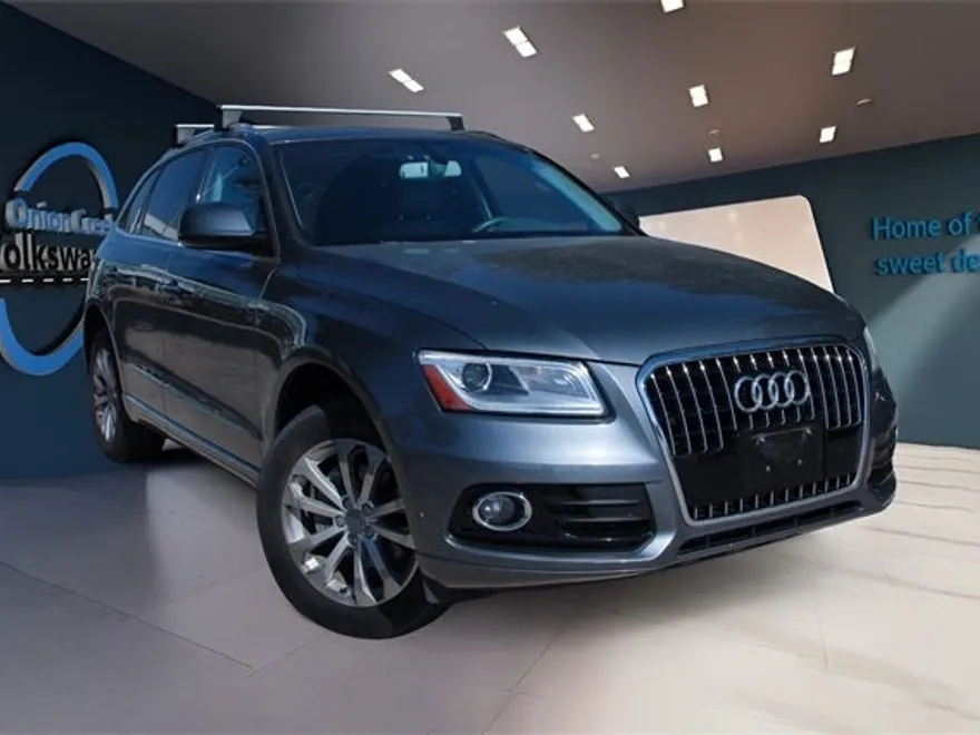 2016 Audi Q5 2.0T Premium photo 1