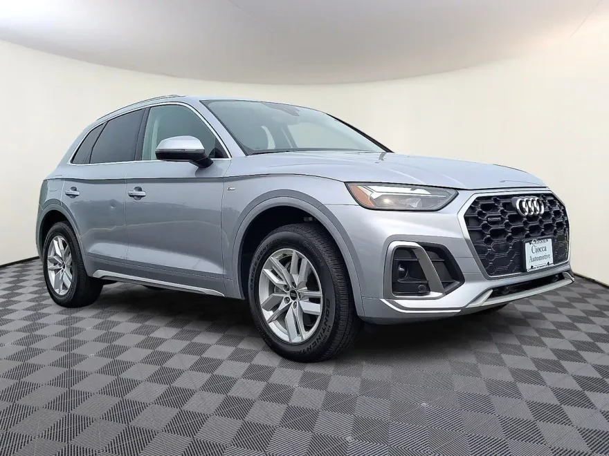 2022 Audi Q5 45 S line Premium photo 1