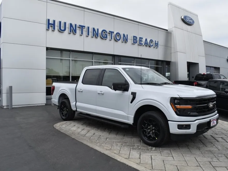 2025 Ford F-150 XLT photo 1