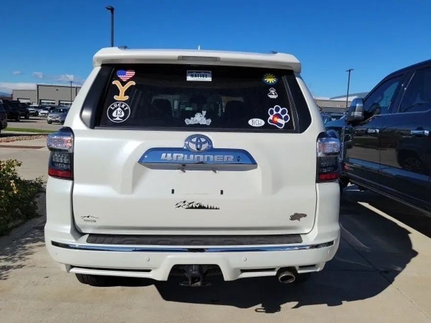 2018 Toyota 4Runner Limited photo 1