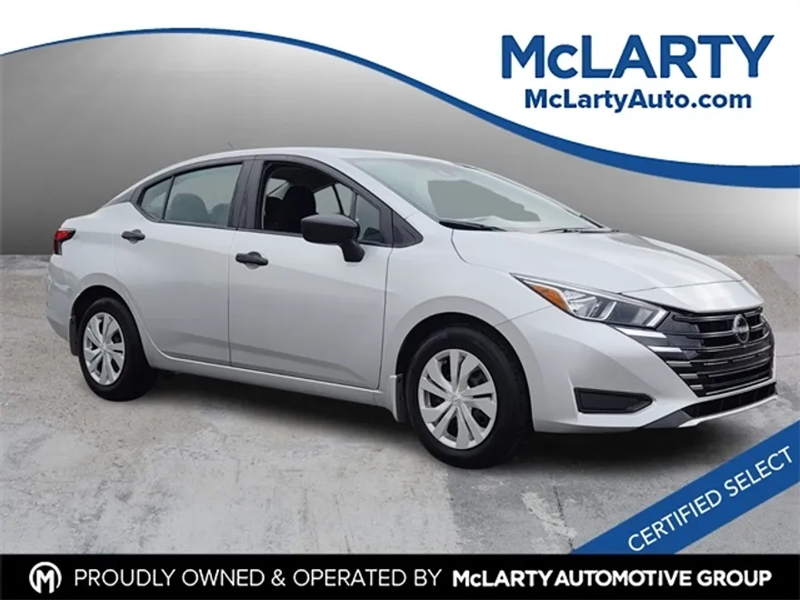 2024 Nissan Versa 1.6 S photo 1