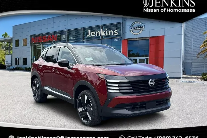 2025 Nissan Kicks SR photo 1