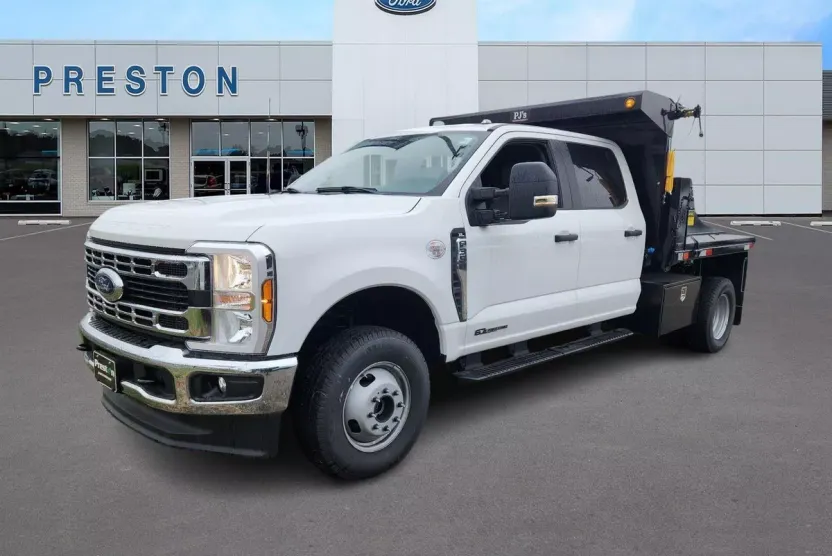 2024 Ford F-350 XL photo 1