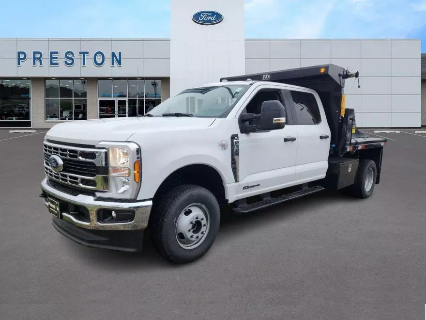 2024 Ford F-350 XL photo 1