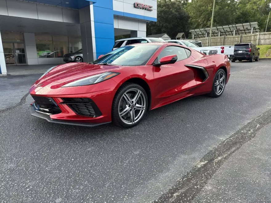 2026 Chevrolet Corvette Stingray 2LT photo 1