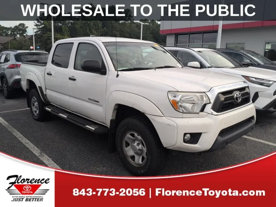 2015 Toyota Tacoma PreRunner V6 photo 1