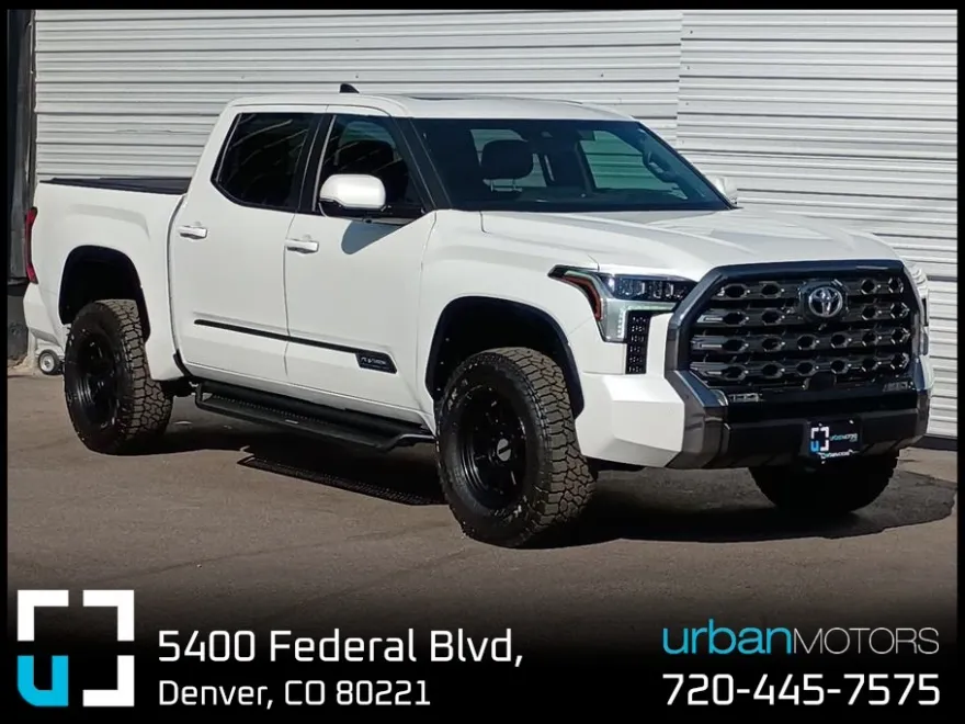 2025 Toyota Tundra CrewMax Platinum photo 1