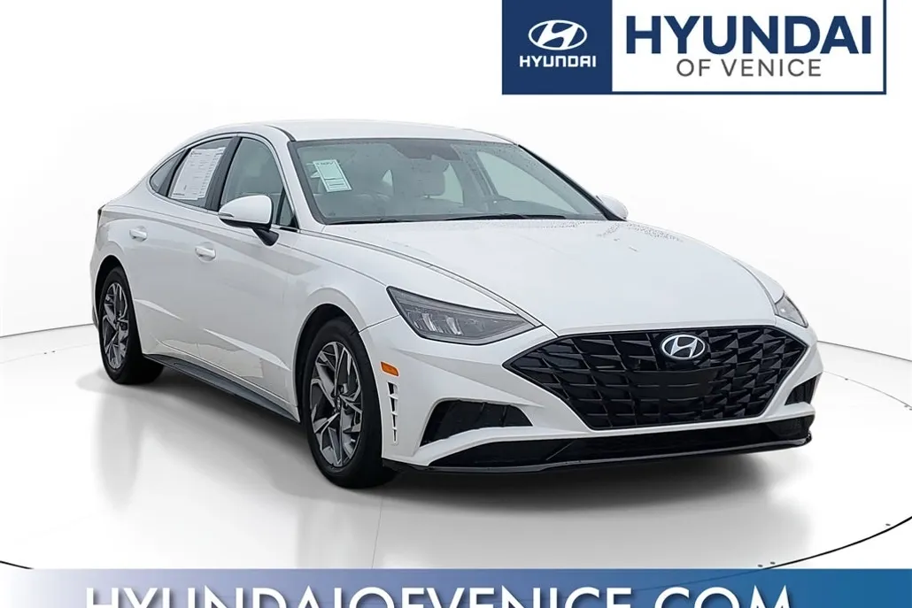 2023 Hyundai Sonata SEL photo 1