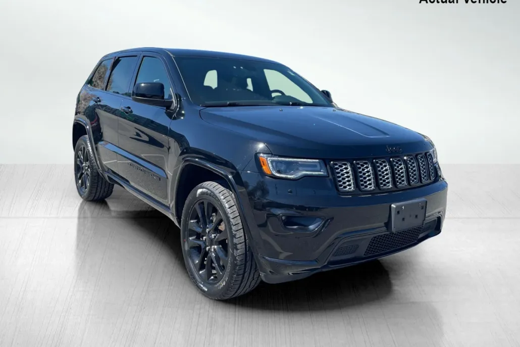 2022 Jeep Cherokee Laredo X photo 1