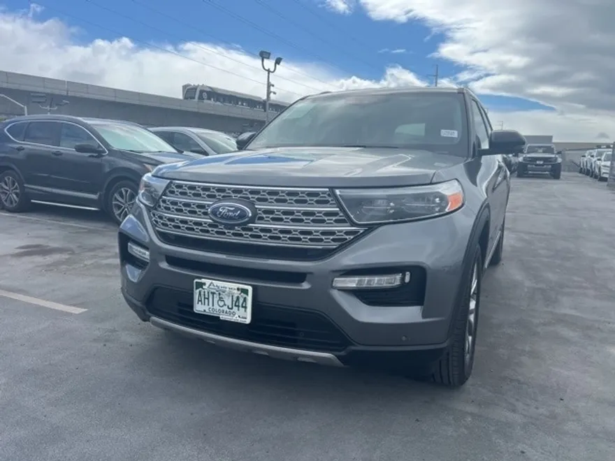 2022 Ford Explorer Limited photo 1