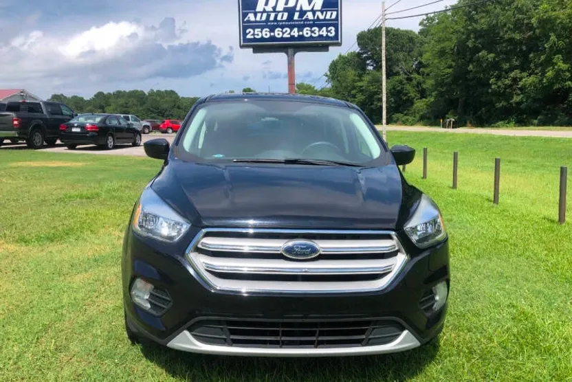 2019 Ford Escape SE photo 1