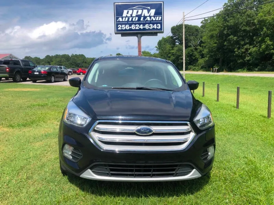 2019 Ford Escape SE photo 1