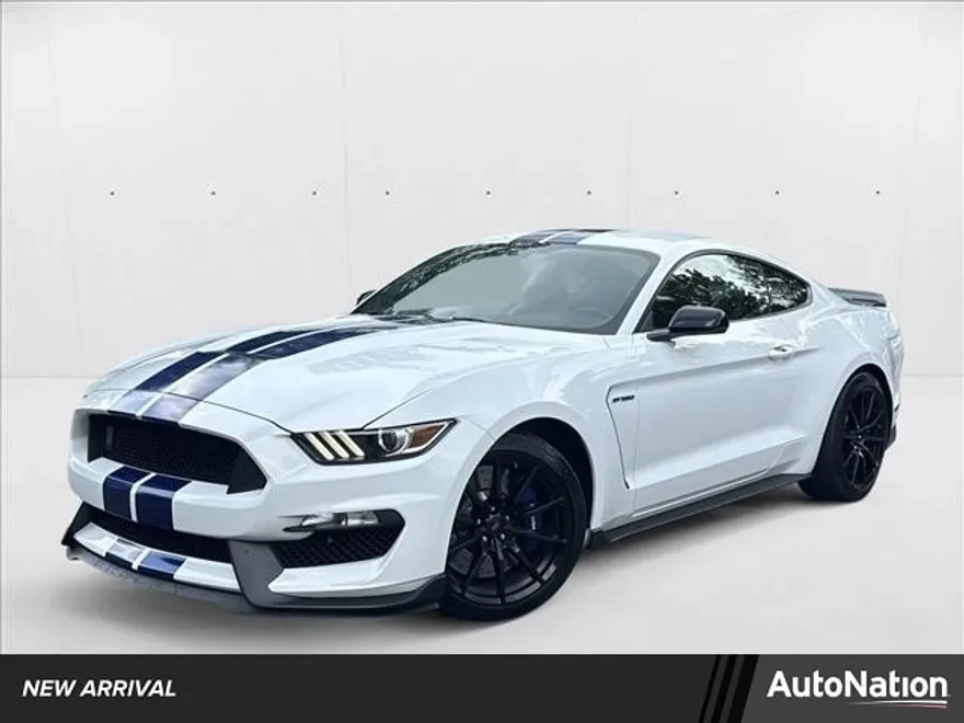 2016 Ford Mustang Shelby GT350 photo 1
