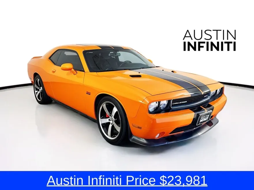 2012 Dodge Challenger SRT8 392 photo 1