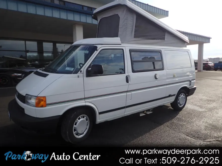 1995 Volkswagen EuroVan Camper photo 1