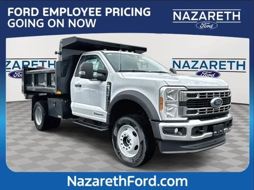 2024 Ford F-600 photo 1